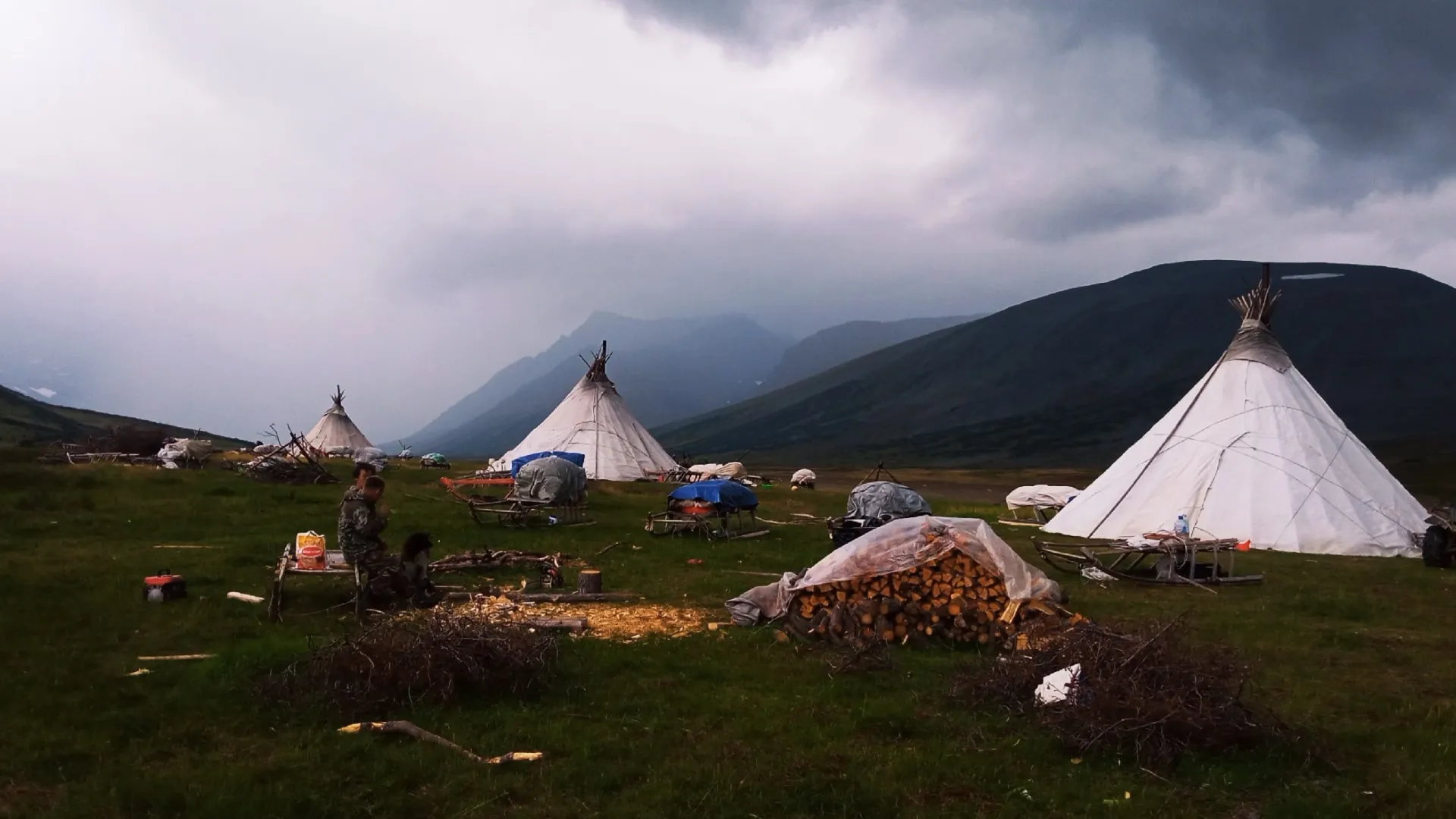 Уралец сожалеет, что ему так и не удалось переночевать в чуме. Фото предоставлено Александром Пазухой