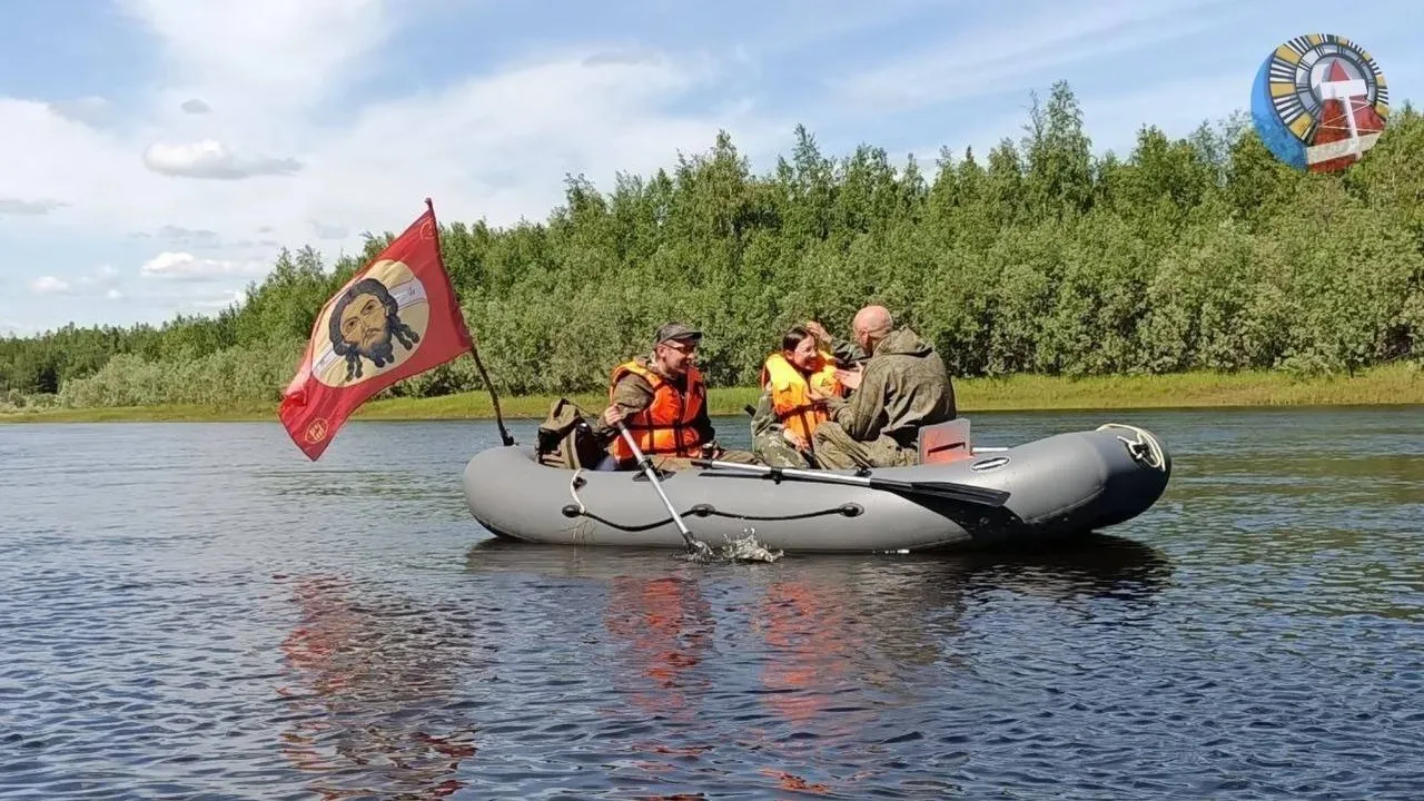 Казаки устроили экологический рейд на реке Пякупур. Фото: t.me/noyabrskadmin