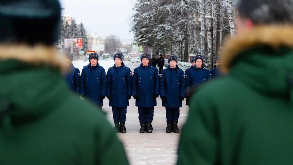 Пополнение прибывает на сборные пункты по заранее утвержденному плану. Фото: Dmitriy Kandinskiy / shutterstock.com / Fotodom