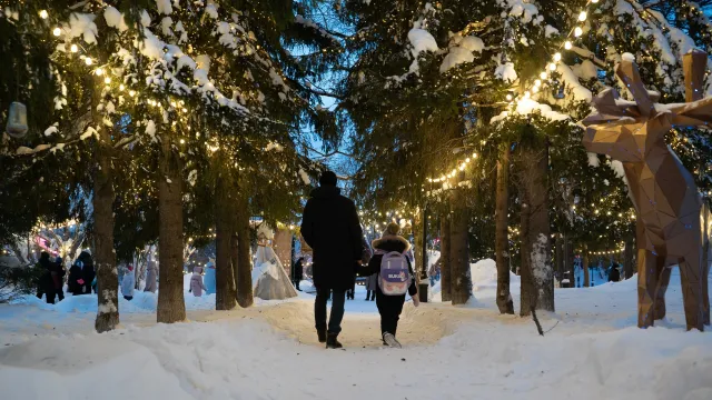 Ямальцы точно знают, что у природы нет плохой погоды. Фото: Сергей Зубков / "Ямал-Медиа"